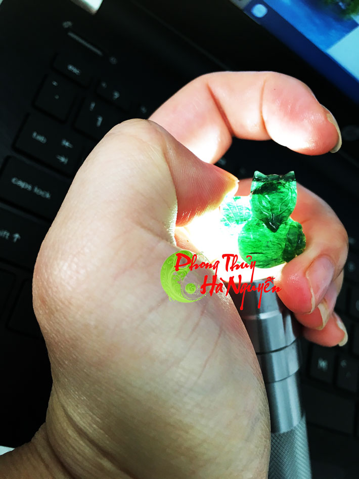 mặt dây chuyền hồ ly đá mã não xanh